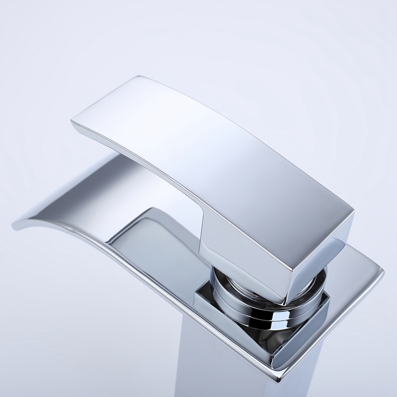 Single Hole Desk Mounted Basin Faucet