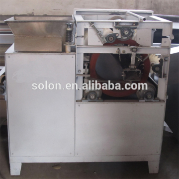 2016 High efficiency peanut red skin peeling machine/lentil peeling machine/almond peeling machine
