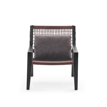 Комфортное кресло для отдыха на открытом воздухе современное кресло