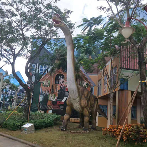 life size brachiosaurus