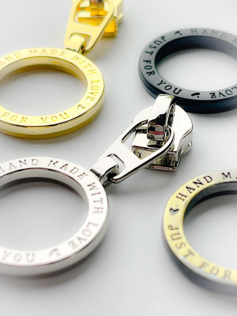 zipper pullers