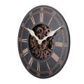 Grande horloge murale suspendue en bois