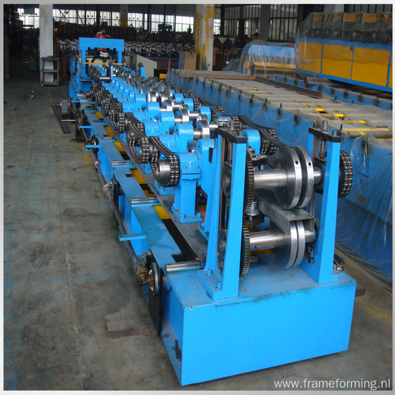 Steel Z shape purlin roll forming machine