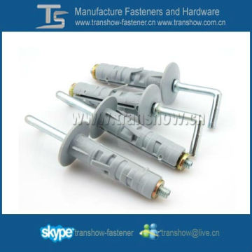 Steel Bolt with plastic Sleeve Anchor
