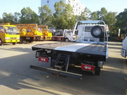 Foton 4x2 Tow Truck of Flatbed type