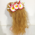 手作りの古典的なハワイの花の髪の櫛