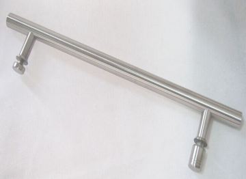 Solid Stainless Steel Pull Handle in Shower&Glass Door