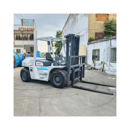 Used TCM70 7 Ton Forklift - Construction Equipment