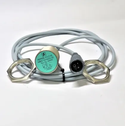 PEPPERL+FUCHS NBB10-30GM50-E2 A240600000055 Proximity Switch