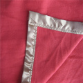 Satin Cover Edge Polar Fleece Decke