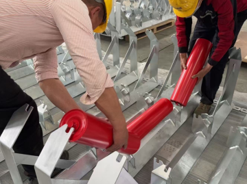 Corrosion-Resistant HDG Conveyor Idler for Coastal Belt Systems