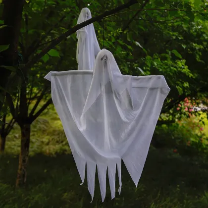 Cross-Border Halloween Decorations: White Scream Ghost Pendant and Small Ghost Horror Layout Prop