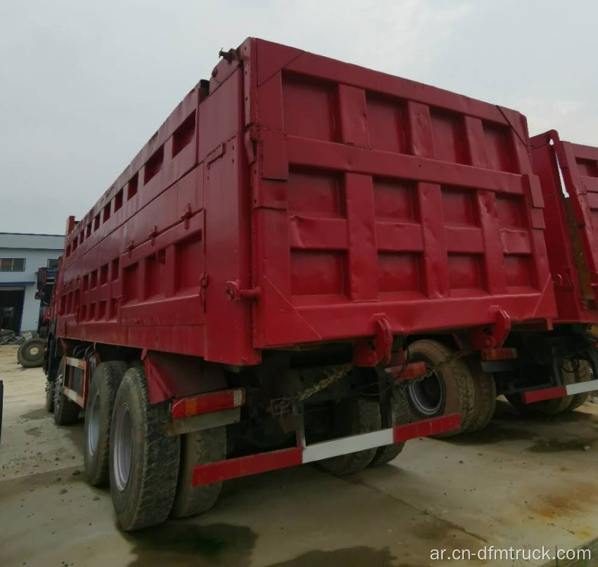 تستخدم شاحنات القمامة 8x4 LHD Tipper Truck