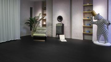 Solid flooring Oak Household bedroom black stain resistant