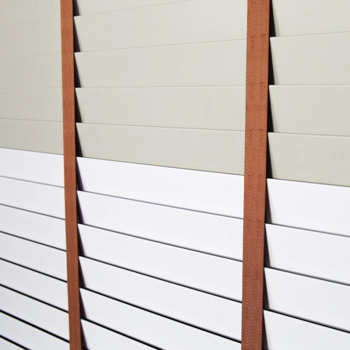 Großhandel massive hölzerne PVC -Schäume schnurloser Holz Jalousien