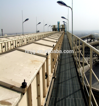 High efficiency soybean enclosed belt conveyor