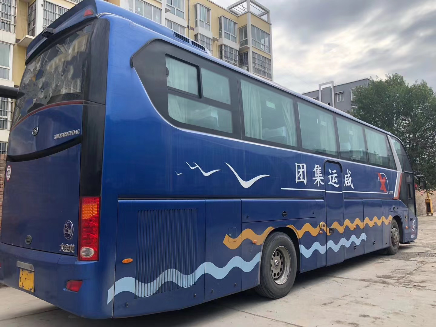 Китай Пассажирский автобус Yutong 47 мест б / у Производители
