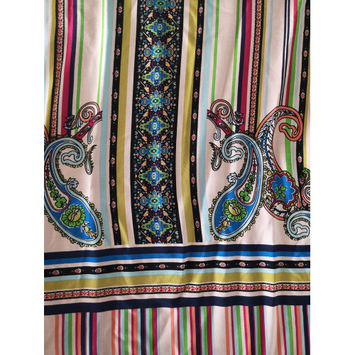 Border Design Rayon Poplin Shuttle 45S Printing Fabric