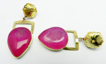 925 sterling gold plated  Dyed Pink Druzy Earring