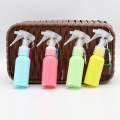 OEM ODM 50 ml 60 ml 100 ml Wit Haar Water Lege Plastic Pocket Portable Trigger Sprayer Mini Spray Fles met sleutelhanger