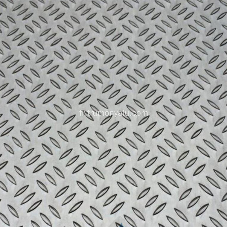 Feuille à carreaux en aluminium d&#39;épaisseur de 0,8 mm