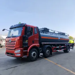 Jiefang 3-axle 15T plastic-lined tank car