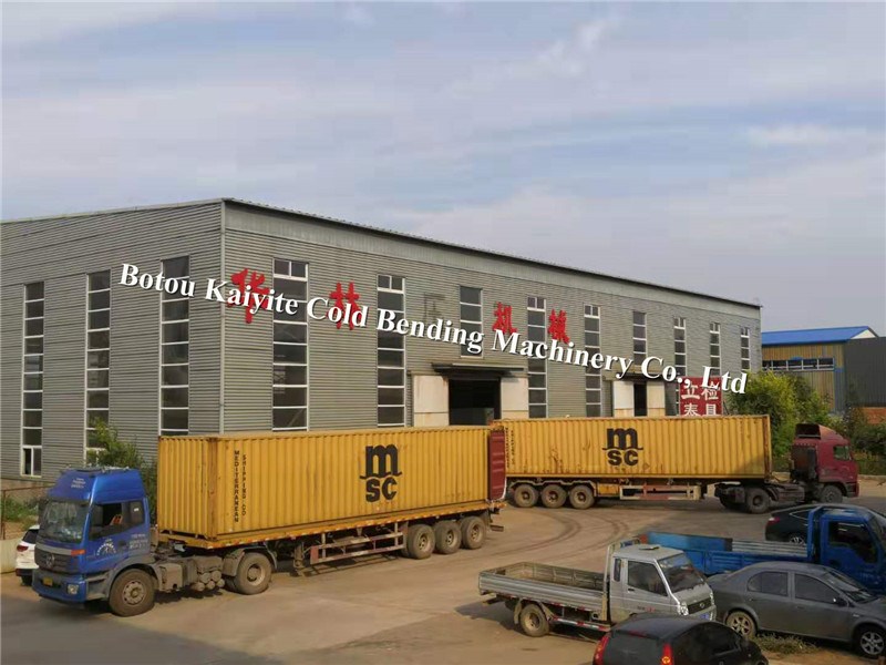 door frame machine