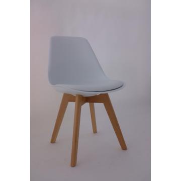 Silla popular de la serie Tulip con base de madera