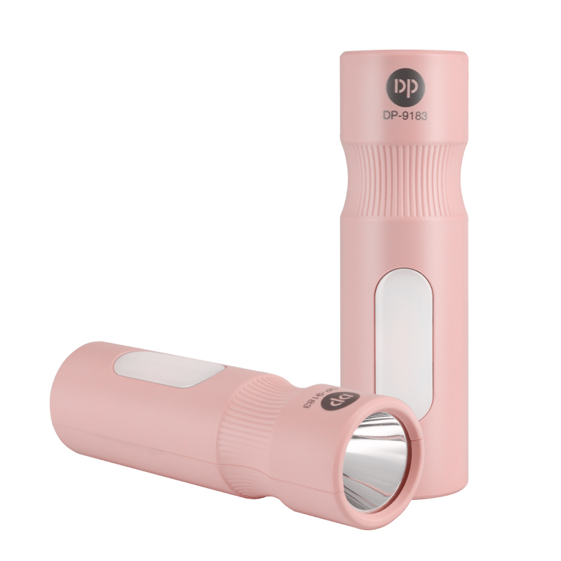 IP67 Waterproof Adjustable Focus USB Charging LED Flashlight