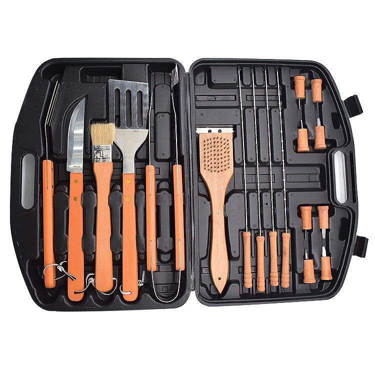 Ensemble d'outils de barbecue en acier inoxydable 18 pièces