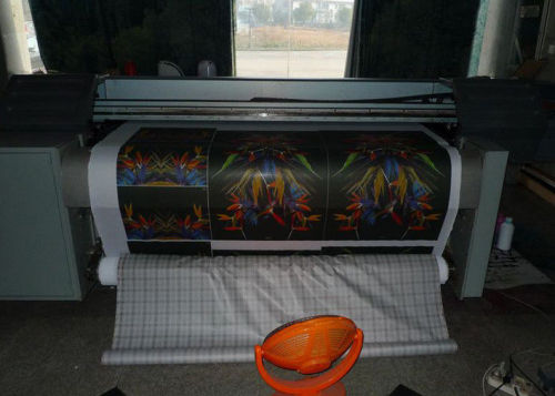 Digital tekstil sabuk Printer peralatan Percetakan dengan 1800mm lebar Printing, 220cc Ink Tank