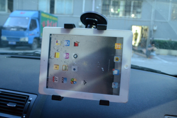 2014 hot selling  universal tablet car holder