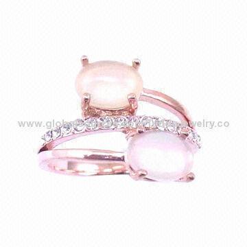 Crystal rings, made of brass and crystals, small orders are welcome