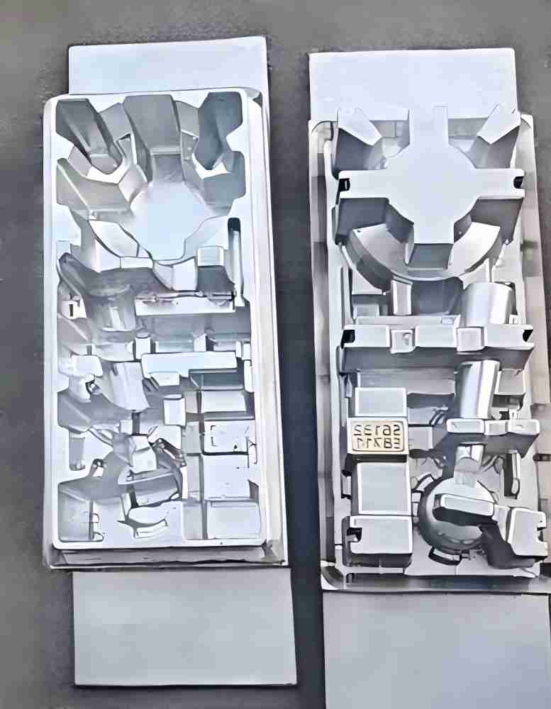 Industrial pulp mold for pulp products manufacturing