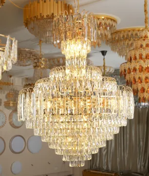 Modern Luxury Metal Chandelier for Hotel Lobby and Home Decor