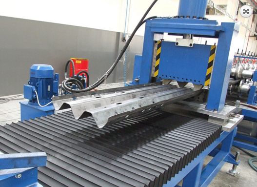 W beam Highway Guardrail Purlin Machine