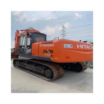 일본에서 판매되는 Hitachi ZX210 굴삭기를 사용했습니다