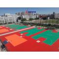 Mosaico de competencia de baloncesto al aire libre.