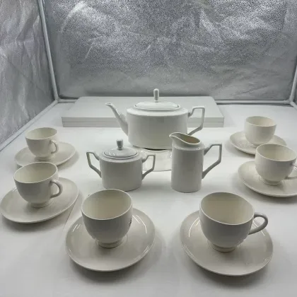 Elegant Ceramic Tea Ware for Traditional Tea Rituals