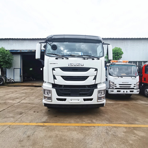 Isuzu 8x4 тяжелый врректор грузовик