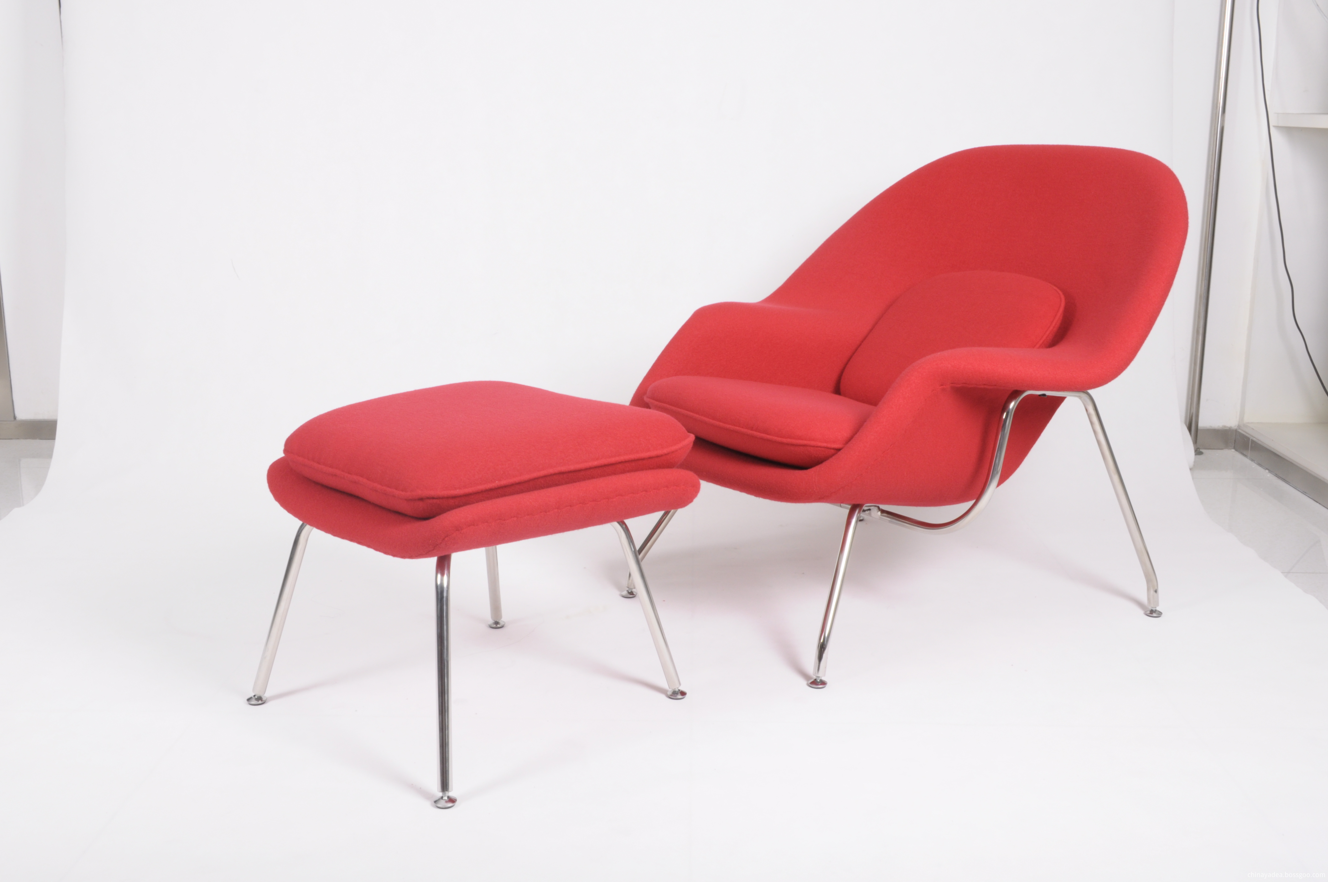 womb chair replica