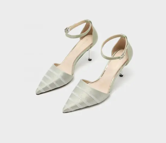 2021 cusp toes slim heel design lady sandals