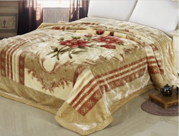 100% Flower Polyester Weft Blanket