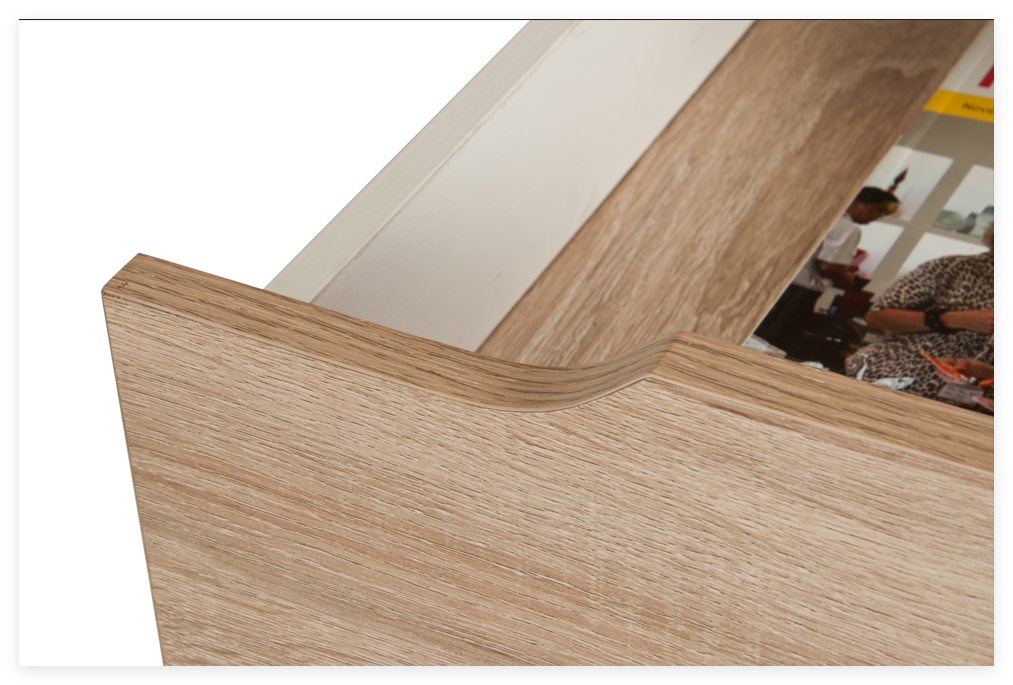 cabinet partial detail
