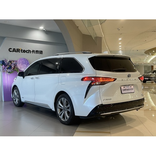 2023 Toyota Sienna 2.5L Hybrid Premium Edition