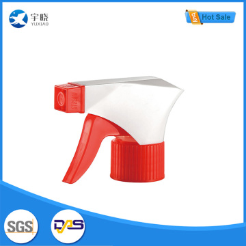 Красно-белый триггерный распылитель со струйным соплом