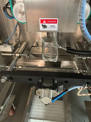 Automatic Nut Cashew Peanut Grain Packaging Machine