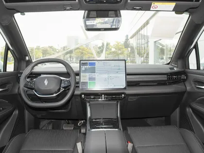 Geely Livan 7 Ruilan: New Energy Electric Car with 450km Range