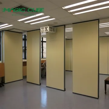 Sound absorbing sound divider wall