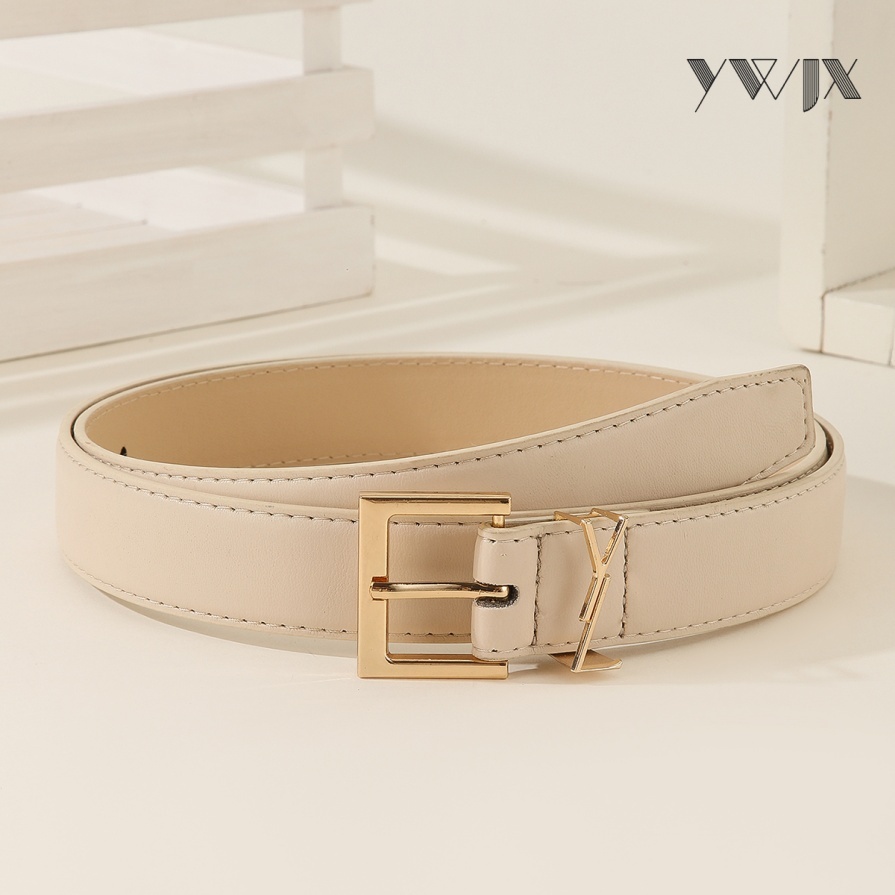 Sophisticated Beige Belt with Refined Buckle Design